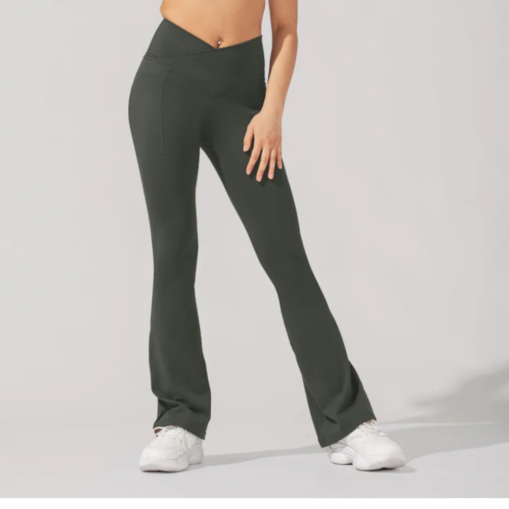 Crisscross flared leggings popflex